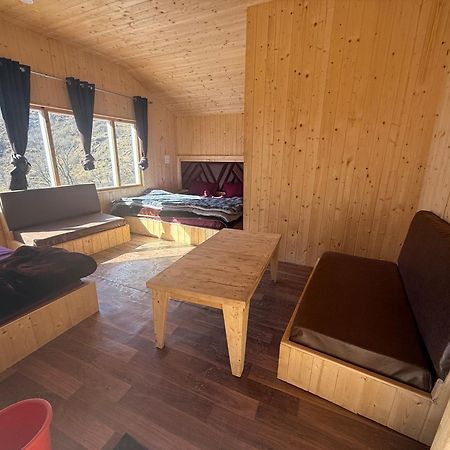 Lord Shiva Dimension Hotel Tosh Ngoại thất bức ảnh