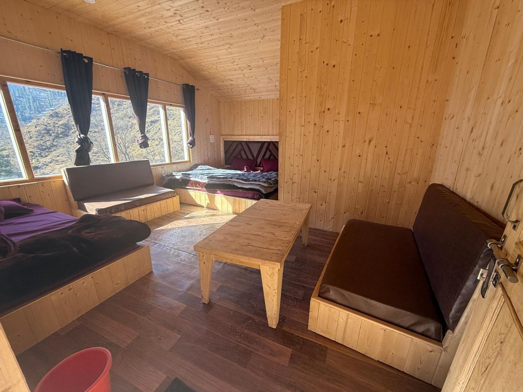 Lord Shiva Dimension Hotel Tosh Ngoại thất bức ảnh